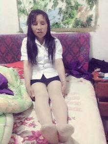 我丝袜教师妈妈,丝袜教师妈妈的温馨育儿故事