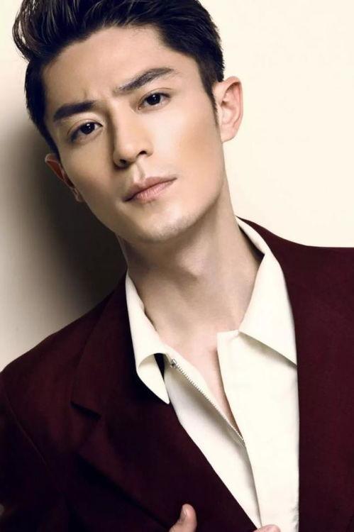 15小的男明星,盘点15位闪耀的年轻男明星风采