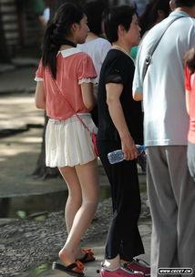 大学的丝袜女友,大学里的浪漫邂逅与成长之旅