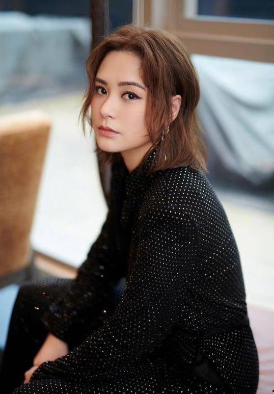 娱乐吃瓜女艺人被拉黑是真的吗,吃瓜女艺人被拉黑真相曝光！”